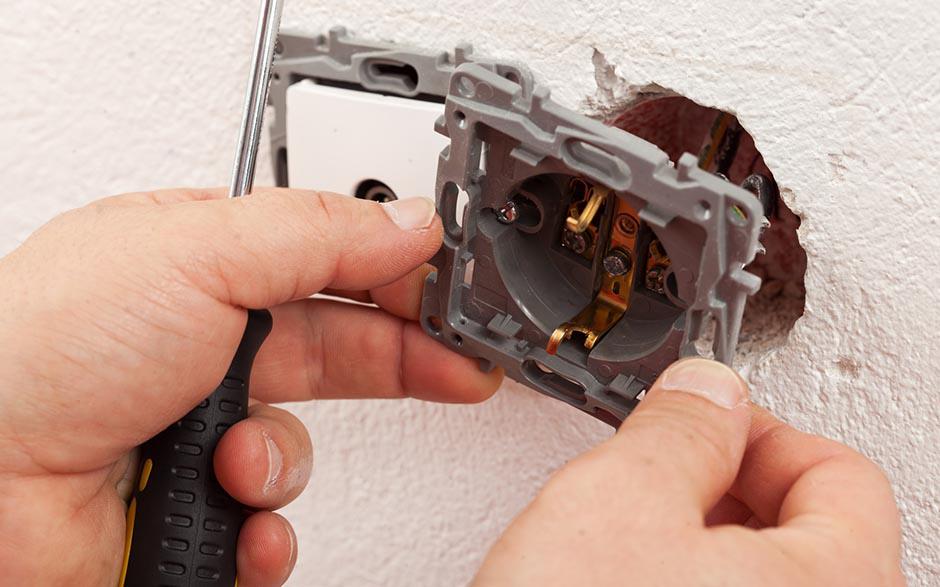 tarif horaire d'un électricien Courbevoie