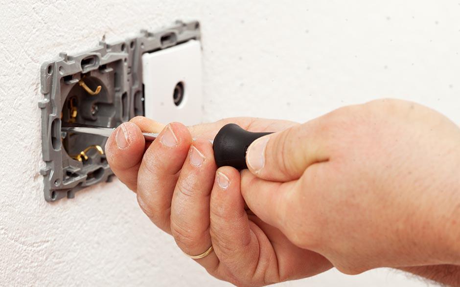 électricien de maintenance Paris 3